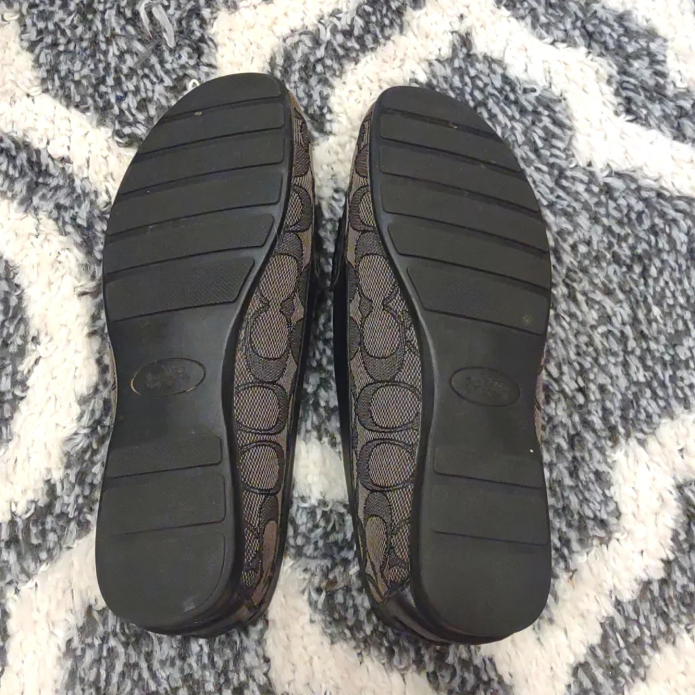 Coach loafers, size 6